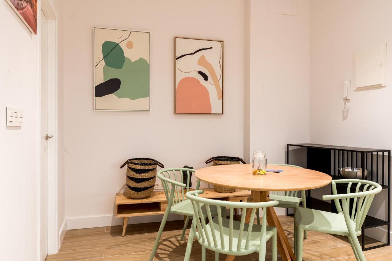 Santa Barbara Central Suites, Sevilla Ngoại thất bức ảnh