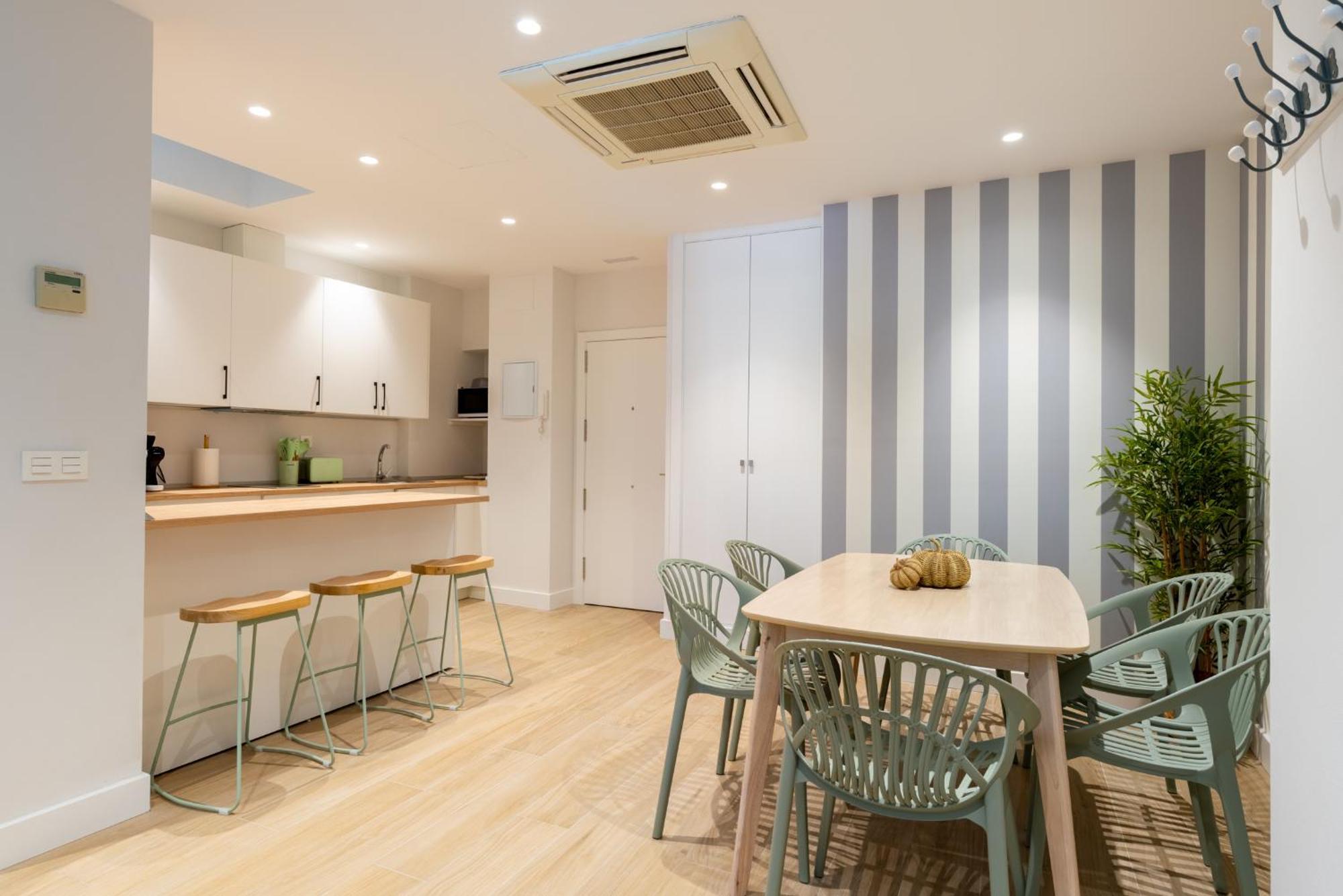 Santa Barbara Central Suites, Sevilla Ngoại thất bức ảnh